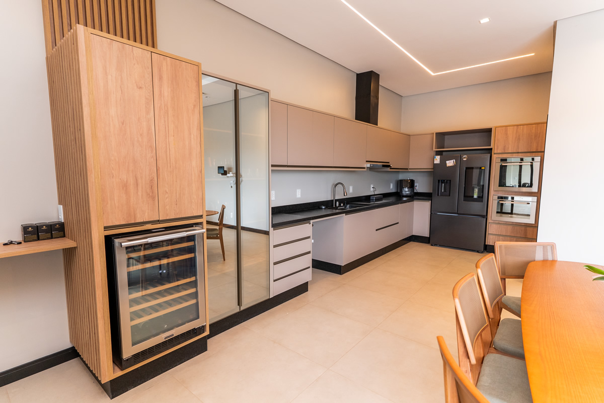 Cozinha Planejada Happy Móveis Montada em Sertão Santana